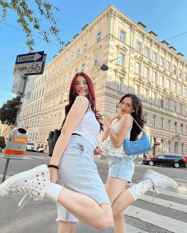 Beby Tsabina dan Cassandra Lee