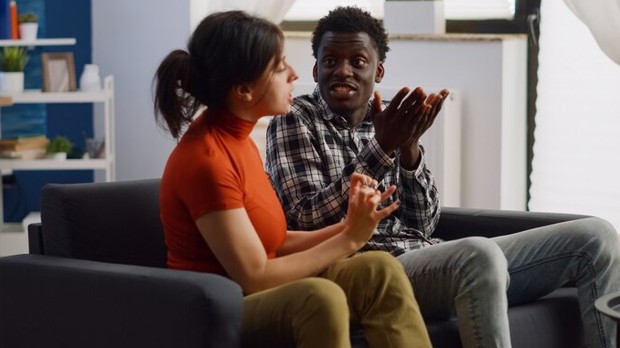 Tanda-tanda halus kekerasan dalam rumah tangga