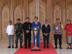 Dari Bali, Jokowi Terbang ke Thailand Hadiri KTT APEC Dari Bali, Jokowi Terbang ke Thailand Hadiri KTT APEC
