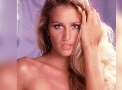 Model Playboy Kymberly Herrin Meninggal Dunia di Usia 65 Tahun