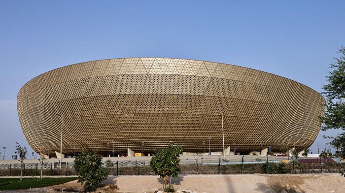 LUSAIL, QATAR - NOVEMBER 07: A view of the Lusail Iconic Stadium, ahead of the 2022 FIFA World Cup in Lusail, Qatar on November 07, 2022. The Lusail Iconic Stadium is with a capacity of 80 thousand people, the biggest stadium in Qatar, the motifs on the stadium reflects the handcrafted works of art. (Photo by Mohammed Dabbous/Anadolu Agency via Getty Images)