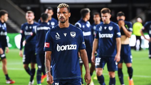 ADELAIDE, AUSTRALIA - NOVEMBER 11:  Nani of the Victory leaves the ground after  the round six A-League Men's match between Adelaide United and Melbourne Victory at Coopers Stadium, on November 11, 2022, in Adelaide, Australia. (Photo by Mark Brake/Getty Images)