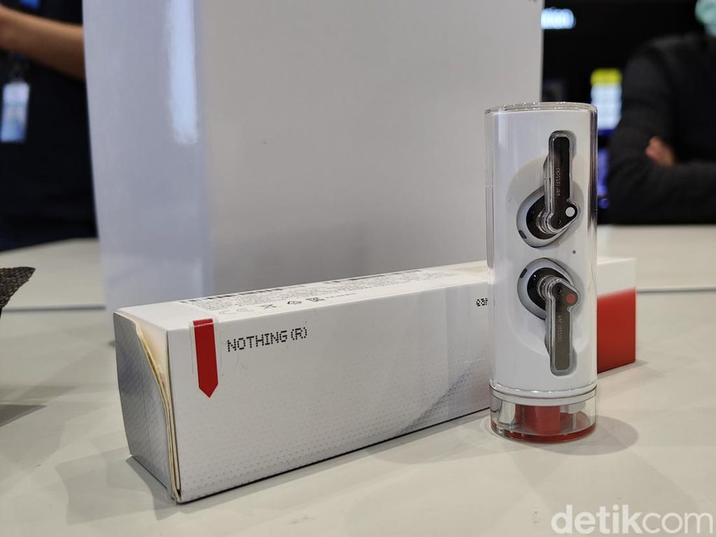 Nothing Ear Stick Dirilis, TWS Unik Bentuknya Mirip Lipstik Nothing Ear Stick Dirilis, TWS Unik Bentuknya Mirip Lipstik