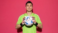 Keempat ada pemain Jepang, Eiji Kawishima. Sang kiper ini berusia 39 tahun (delapan bulan) (Getty Images)