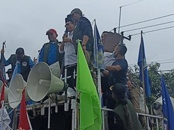 Bupati Bandung Janji Sampaikan Aspirasi Buruh ke Kemnaker