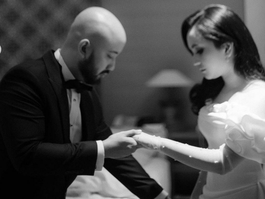 Reaksi Rachel Amanda saat Ditanya Jadi Pengantin Baru Reaksi Rachel Amanda saat Ditanya Jadi Pengantin Baru