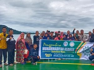 Antusias, 150 Warga Muhammadiyah Asahan Berangkat ke Muktamar Solo Antusias, 150 Warga Muhammadiyah Asahan Berangkat ke Muktamar Solo