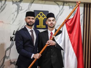 Jordi Amat dan Sandy Walsh Jadi Anak Jakarta Jordi Amat dan Sandy Walsh Jadi Anak Jakarta