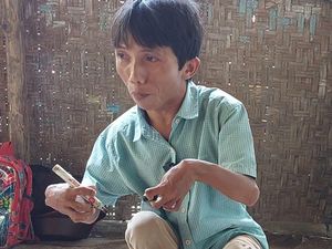 Semangat Guru Difabel Mengajar Anak-anak di NTB, Kamu Bisa Bantu