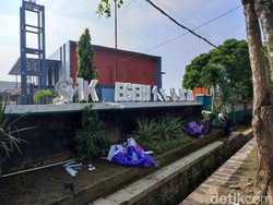 Suporter Futsal SMKN Ponorogo-Madiun Nyaris Bentrok, Papan Nama Sekolah Dirusak