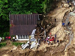 7 Korban Tertimbun Longsor di Gowa Ditemukan Tewas