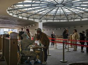 Kasus COVID-19 Meningkat, Beijing Desak Penduduk Tidak Keluar Rumah