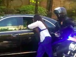 Ramai Wanita Terobos Iring-iringan Jokowi di Bali, Paspampres Evaluasi