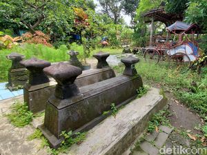 Cerita Parti Penghuni Kompleks Makam Tua Taman Sari Jogja Cerita Parti Penghuni Kompleks Makam Tua Taman Sari Jogja