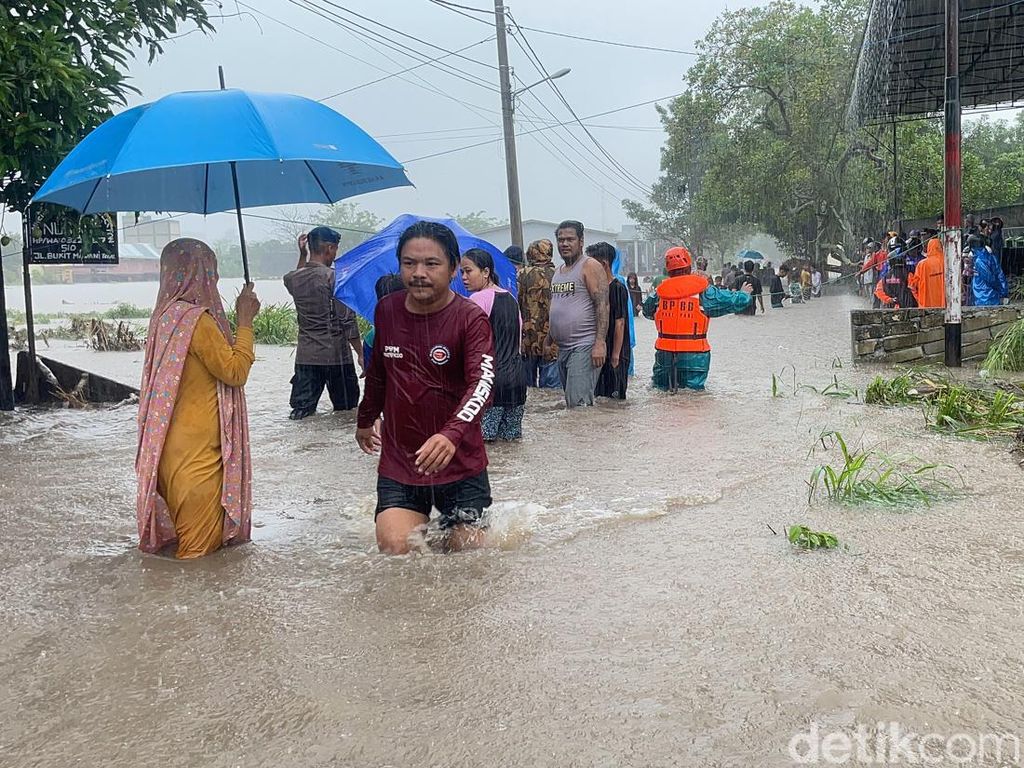 57 Korban Banjir di Parepare Keluhkan Mulai Terserang ISPA dan Gatal