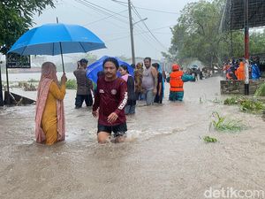Warga Terdampak Banjir di Parepare Mulai Terserang Gatal hingga ISPA Warga Terdampak Banjir di Parepare Mulai Terserang Gatal hingga ISPA