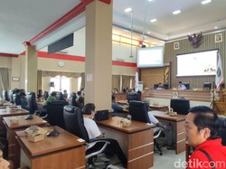 Minta Keadilan, Puluhan Pengusaha Hiburan Malam Pangandaran Ngadu ke DPRD