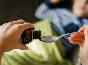Video: 14 Anak di India Tewas Usai Konsumsi Sirop Obat Batuk Video: 14 Anak di India Tewas Usai Konsumsi Sirop Obat Batuk