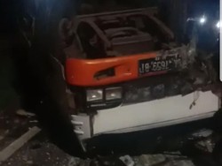 Elf Angkut 15 Anak Terbalik di Jember, 3 Bocah Luka Dilarikan ke Puskesmas