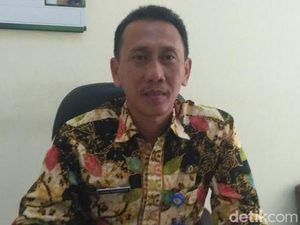 Telan Anggaran Rp 7 M, 28 Camat di Bojonegoro Bancakan Mobil Dinas Baru Telan Anggaran Rp 7 M, 28 Camat di Bojonegoro Bancakan Mobil Dinas Baru