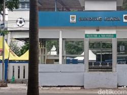 Ampun deh! Banyak Shelter Trans Metro Bandung yang Tak Terawat