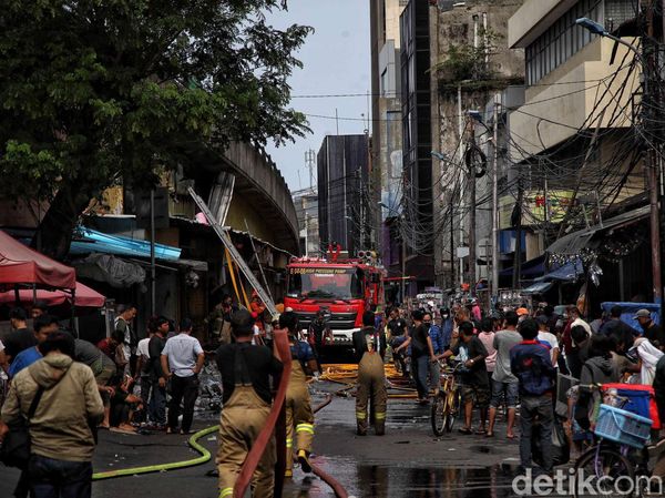 Kondisi Terkini di Pasar Asemka, Api Berhasil Dipadamkan