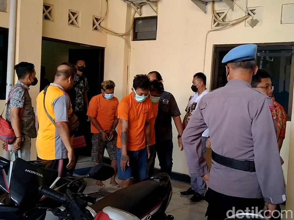 Kena, deh! Jambret HP Pekalongan Dijebak Korban Usai Iklan di Grup FB Kena, deh! Jambret HP Pekalongan Dijebak Korban Usai Iklan di Grup FB