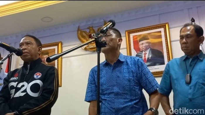 Menpora, PT LIB
