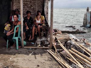 Nestapa Warga Karawang yang Desanya Nyaris Hilang