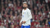 Bagaikan wine yang semakin nikmat seiring lamanya waktu penyimpanan, performa Olivier Giroud yang sudah 36 tahun pun tak luntur dimakan usia. Foto: DeFodi Images via Getty Images/DeFodi Images