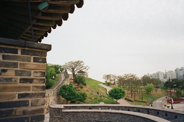 Potret fotografi Minnie (G) I-DLE/ Foto: instagram.com/minichamanichin Potret fotografi Minnie (G) I-DLE