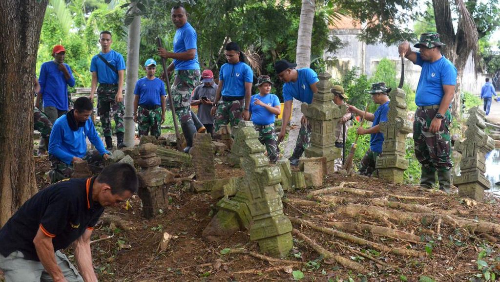 Potret Penyelamatan Situs Makam Kuno Kerajaan Aceh Potret Penyelamatan Situs Makam Kuno Kerajaan Aceh