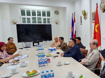 REI DKI Kunjungi Vietnam, Ada Apa?