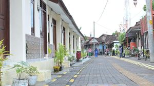 Rumah Khusus MBR Berjejer di Kawasan Kumuh Bantaran Sungai Bengawan