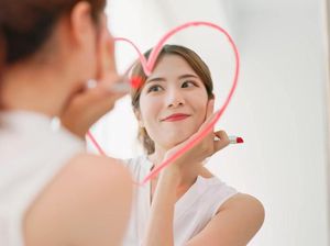 Begini Cara Hilangkan Insecure Berlebihan dan Jadi Lebih Pede!