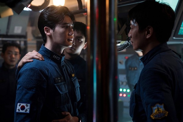 Still Cut Lee Jong Suk dan Kim Rae Won / Foto : Instagram.com/mindmark.movie Still Cut Lee Jong Suk dan Kim Rae Won / Foto : Instagram.com/mindmark.movie