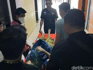 Tahanan Titipan di Polrestabes Palembang Melahirkan di Ambulans Tahanan Titipan di Polrestabes Palembang Melahirkan di Ambulans