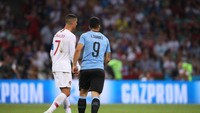 Ada Cristiano Ronaldo dan Luis Suarez yang masing-masing punya koleksi tujuh gol (Getty Images)