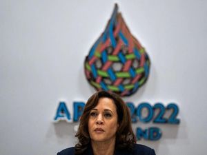 Gelar Rapat Darurat di Sela-sela KTT APEC, Wapres AS Kutuk Rudal Korut