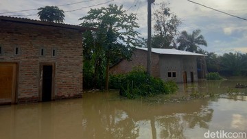 Surya Tagih Janji Edy: Bebaskan Sumut dari Banjir atau Mundur!