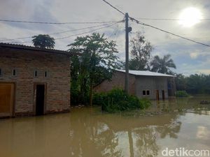 Video Surya Tagih Janji Edy Rahmayadi Bebaskan Sumut dari Banjir Video Surya Tagih Janji Edy Rahmayadi Bebaskan Sumut dari Banjir