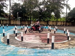 Sedang Proses Penyusunan, Buku Ujian SIM Segera Diluncurkan Sedang Proses Penyusunan, Buku Ujian SIM Segera Diluncurkan