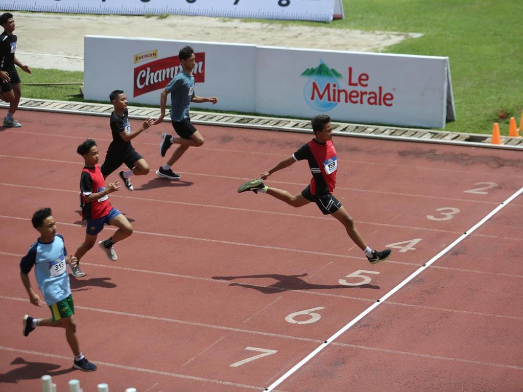 Kejuaraan Atletik Pelajar Jakarta-Banten Penuh Antusias
