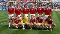 Sebelum pecah menjadi Republik Ceko dan Slovakia, Cekoslovakia pernah delapan kali tampil di Piala Dunia selama rentang 1934-1990, dengan capaian terbaik menjadi runner-up edisi 1934 dan 1962. Foto di atas saat Piala Dunia 1990. Foto: PA Images via Getty Images/Peter Robinson - EMPICS