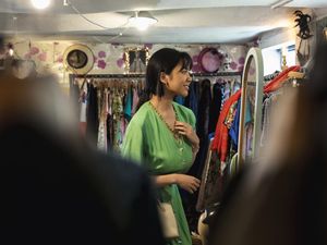3 Cara Mudah dan Murah Dukung Sustainable Fashion, Ada yang Lagi Tren