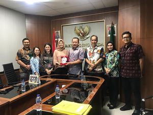 Jambin Lepas 7 Pegawai Kejagung Penerima Beasiswa ke China