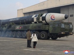 Putri Kim Jong-Un Diajak Awasi Peluncuran Rudal, Disiapkan Jadi Penerus?