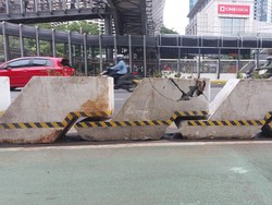 Tak Ada Tilang bagi Pemobil Fortuner Usai Bikin Jalur Sepeda Porak-Poranda