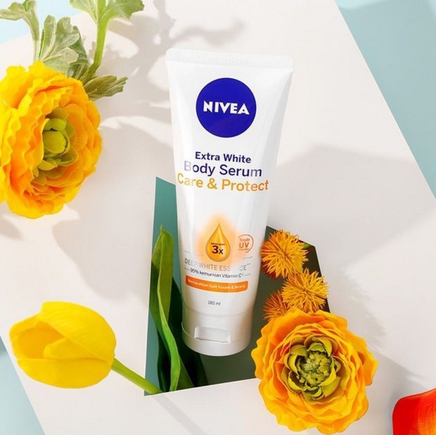 Nivea Extra White Body Serum Care & Protect/ Foto: instagram.com/nivea_id