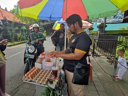 Sensasi Martabak Telur Mini di Denpasar, Rp 5 Ribu Dapat Sewajan